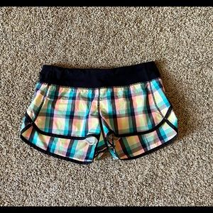 lululemon - rainbow plaid speed up shorts